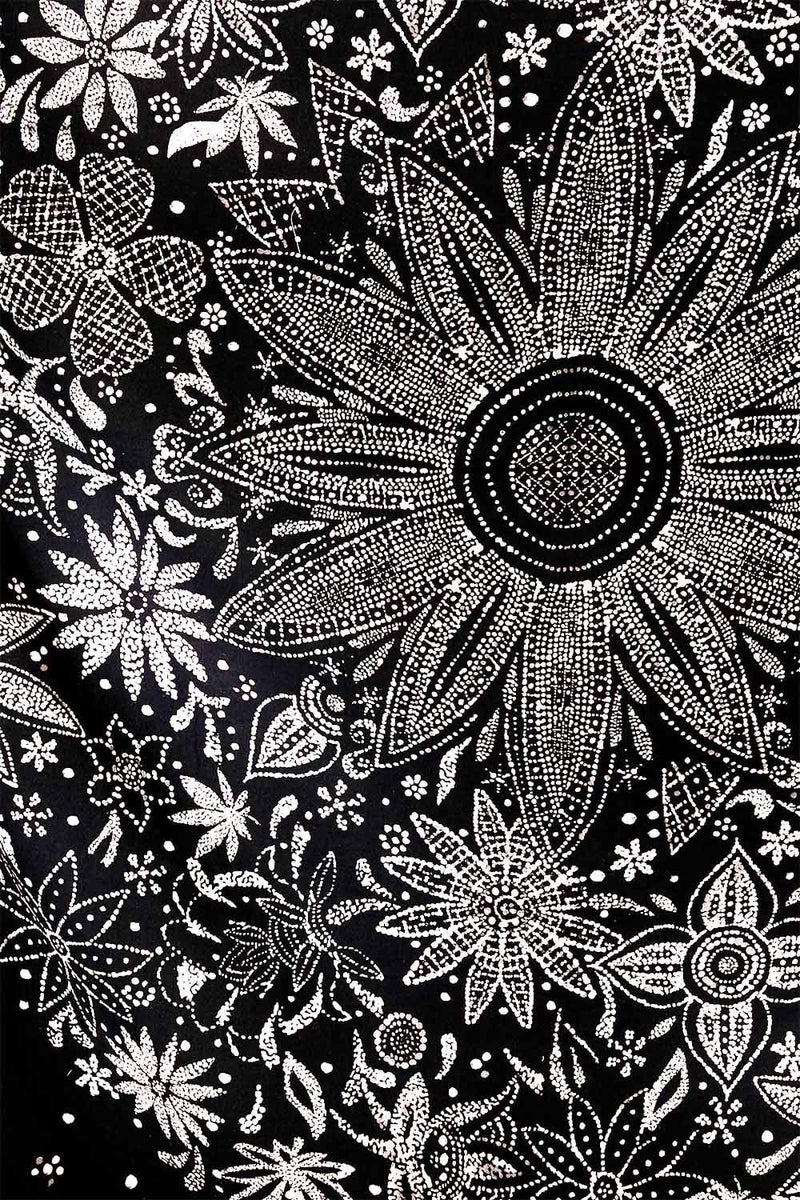 Neasow Bohemian Tapestry Wall Hanging,Black and White Floral Tapestry with Dotted Daisy Medallion Print Bedroom Boho Hippie Home Decor, 70Ã—90 inches - Image 3